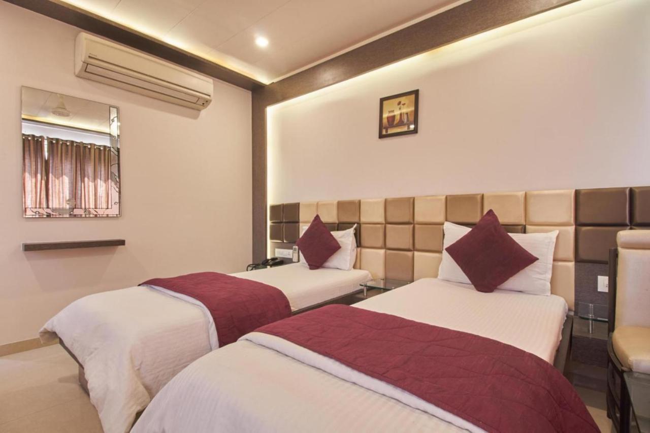 Hotel Flair Inn Ahmadábád Kültér fotó