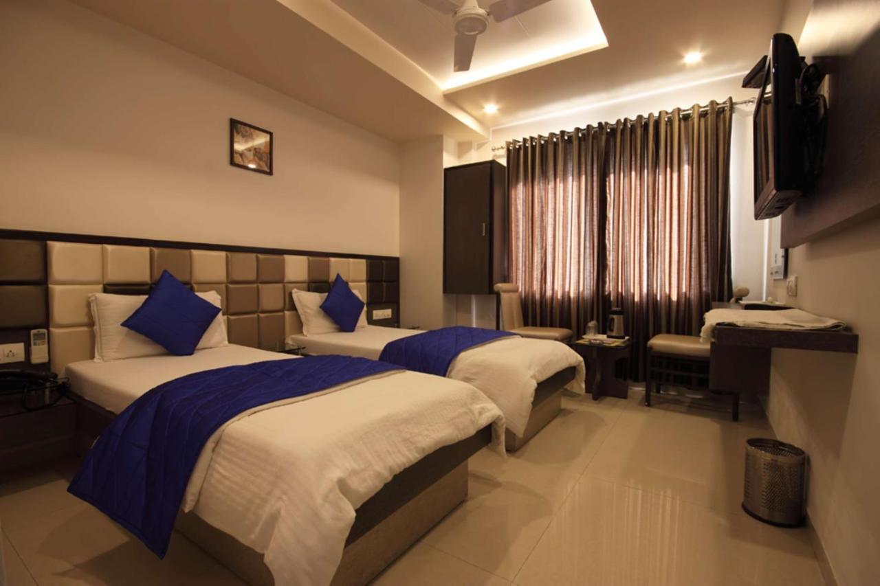Hotel Flair Inn Ahmadábád Kültér fotó